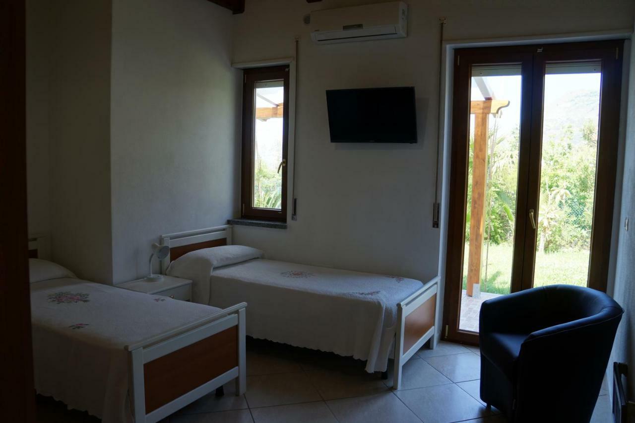 Hotel Maremonti Joppolo Ngoại thất bức ảnh